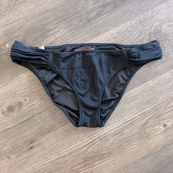 Victoria’s Secret The Knockout Bikini Bottom - Picture 2 of 4